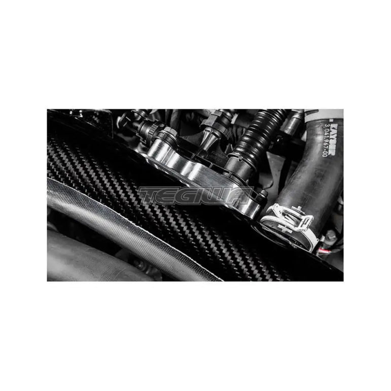 Eventuri Carbon Fibre Turbo Tube Mercedes A35 AMG GLA35 GLB35 A250