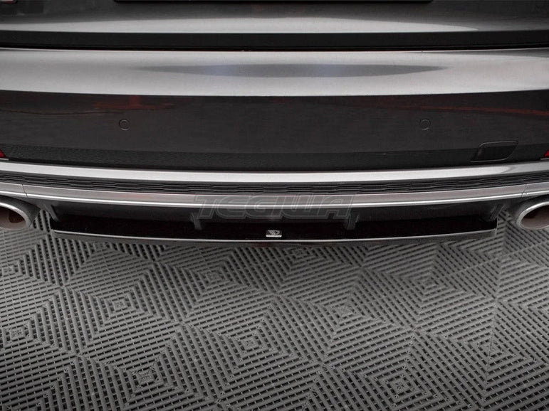 Maxton Design Central Rear Splitter Audi S8 D5
