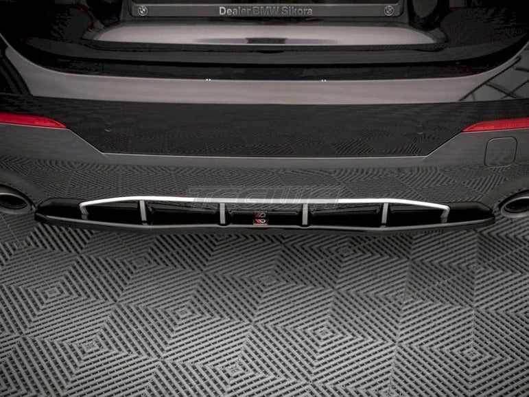Maxton Design Central Rear Splitter BMW 4-Series M-pack G22 2020-
