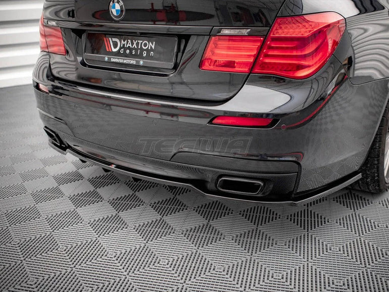 Maxton Design Central Rear Splitter Vertical Bars BMW 7-Series M-pack F01 09-13