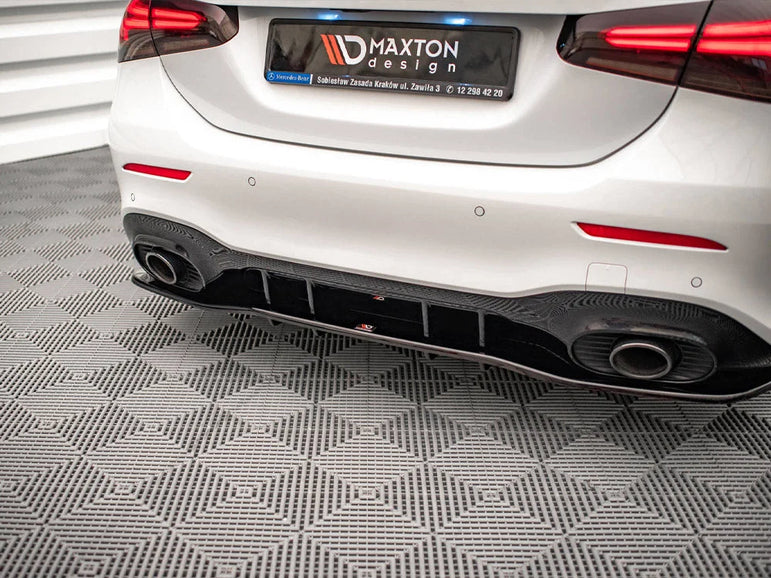 Maxton Design Central Rear Splitter Vertical Bars V.1 Mercedes A35 AMG Sedan V177 2018-