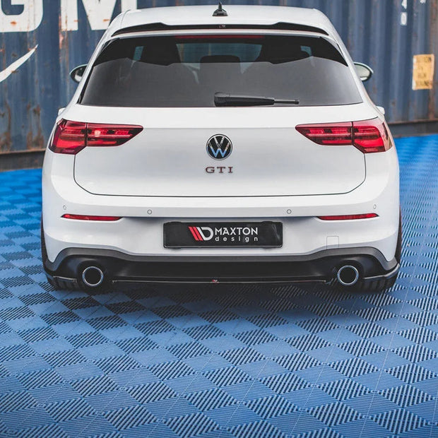 Maxton Design Central Rear Splitter Volkswagen Golf MK8 GTI 2020-