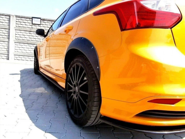 Maxton Design Fenders Extension Ford Focus ST MK3 01-14