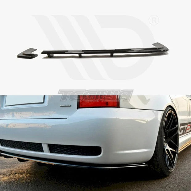 Maxton Design Rear Splitter Audi RS4 B5 With A Vertical BAR