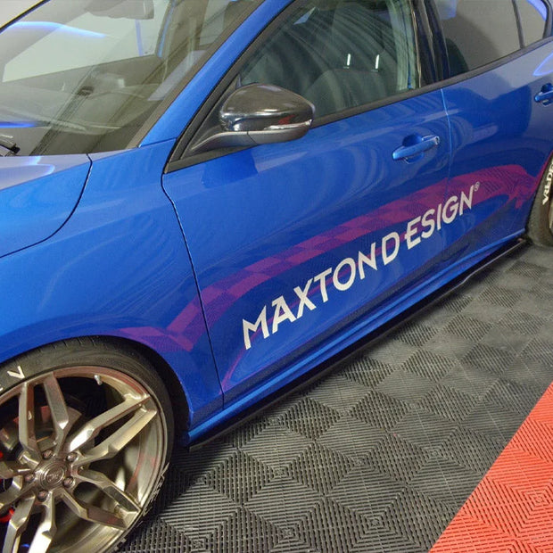 Maxton Design Side Skirts Diffusers V.3 Ford Focus MK4 ST ST-Line