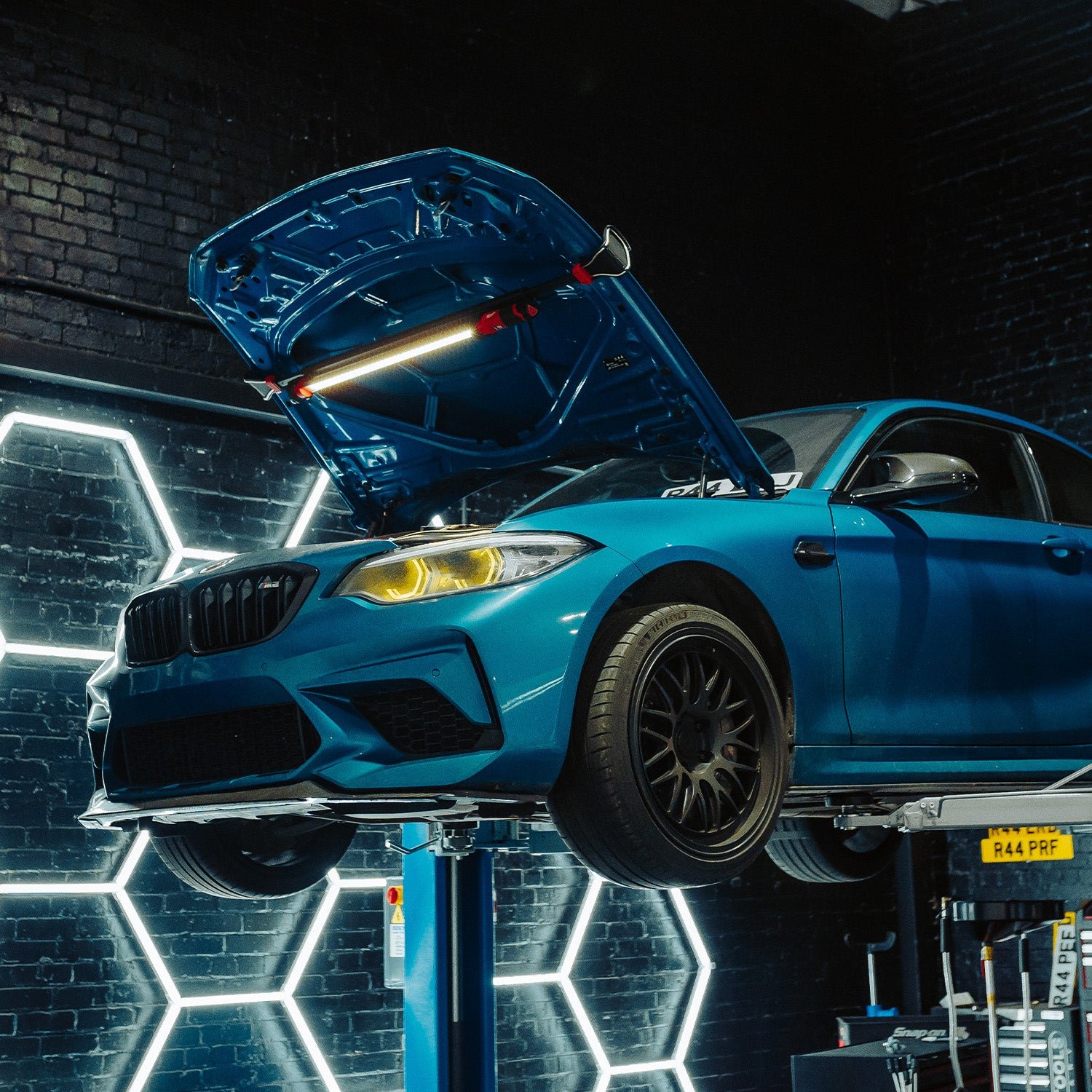 Genuine-BMW-S55-Engine-Service-Kit-BMW-F80-M3-F82-M4-F87-M2-Competition-2.jpg Genuine BMW S55 Engine Service Pack For BMW F80 M3, F82 M4 & F87 M2 Competition - Image 2
