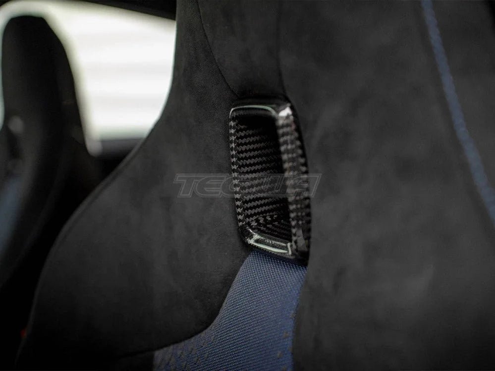 maxton-design-carbon-fiber-headrests-bmw-1-series-f40-m135i-seats-rails-mounts-703.jpg Maxton Design Carbon Fiber Headrests BMW 1-Series F40 M135i - Image 2