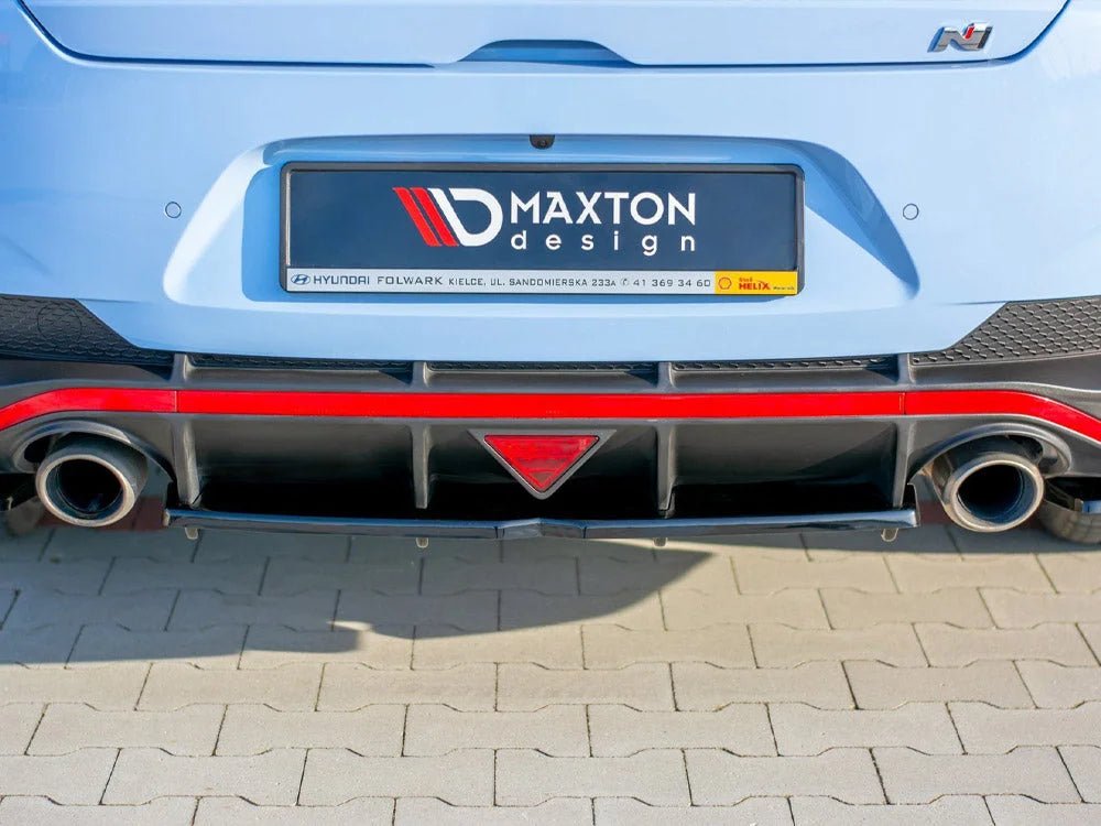 maxton-design-central-rear-splitter-w-vertical-bars-hyundai-i30-mk3-n-fastback-2018-splitters-skirts-diffusers-764.jpg Maxton Design Central Rear Splitter W Vertical Bars Hyundai I30 MK3 N Fastback 2018- - Image 3