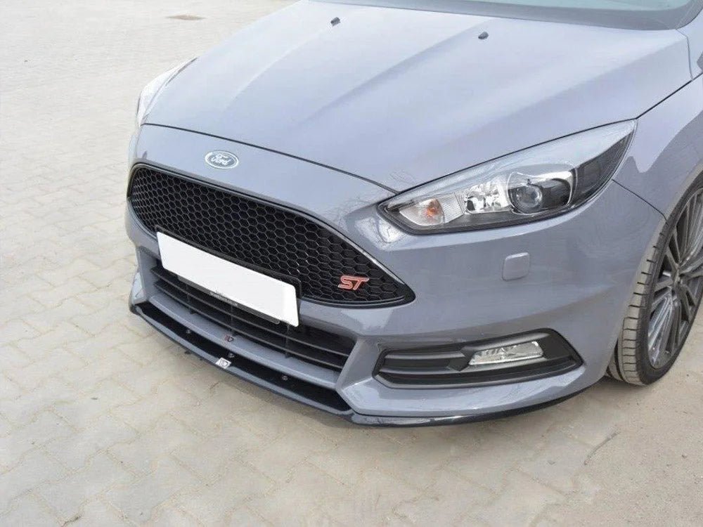 maxton-design-front-splitter-focus-st-mk3-cupra-facelift-model-gloss-black-splitters-skirts-diffusers-111.jpg Maxton Design Front Splitter Focus ST MK3 Cupra Facelift Model - Image 4