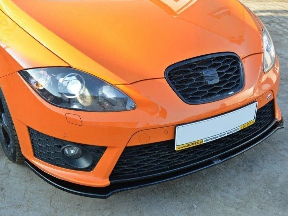 maxton-design-front-splitter-v-2-seat-leon-mk2-cupra-fr-facelift-gloss-black-splitters-skirts-diffusers-673.jpg Maxton Design Front Splitter V.2 Seat Leon MK2 Cupra FR Facelift - Image 4
