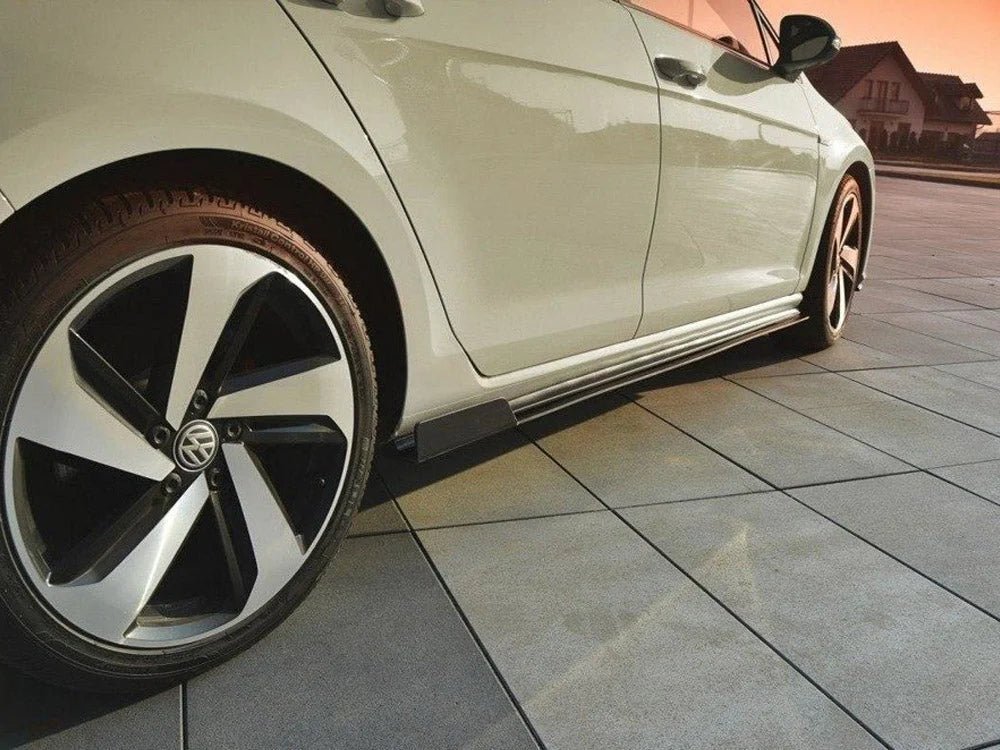 maxton-design-racing-side-skirts-diffusers-volkswagen-golf-gti-mk7-5-17-splitters-789.jpg Maxton Design Racing Side Skirts Diffusers Volkswagen Golf GTI MK7.5 17- - Image 2