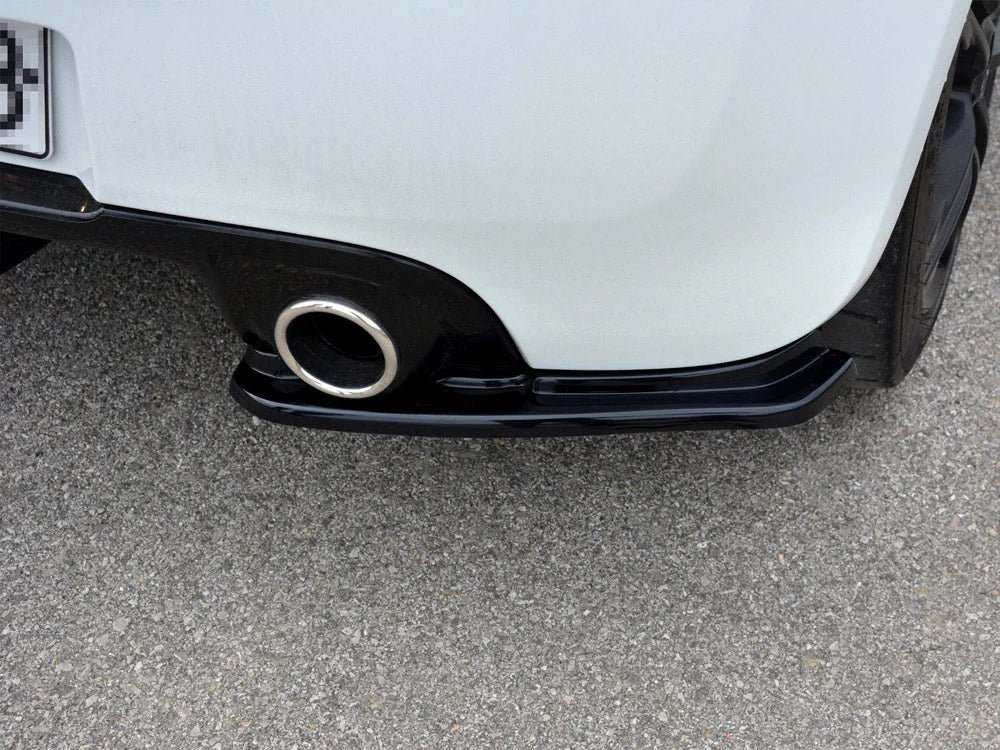 maxton-design-rear-side-splitters-renault-clio-mk3-rs-facelift-09-12-gloss-black-skirts-diffusers-867.jpg Maxton Design Rear Side Splitters Renault CLIO MK3 RS Facelift 09-12 - Image 3