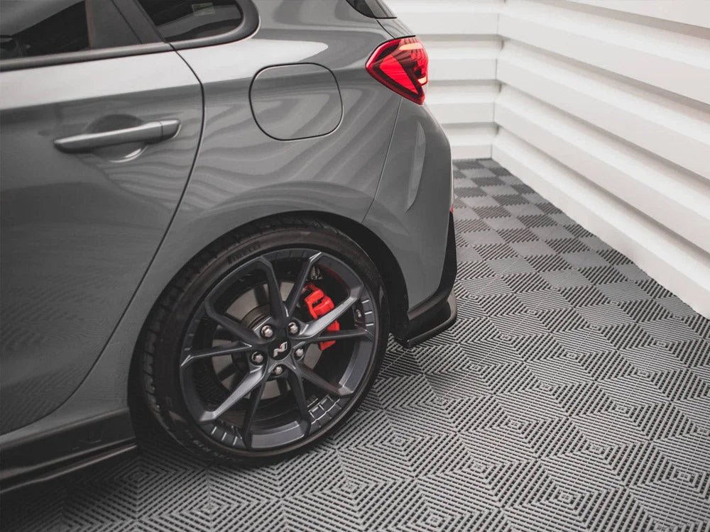 maxton-design-rear-side-splitters-v-2-hyundai-i30-n-hatchback-mk3-facelift-2020-gloss-black-skirts-diffusers-673.jpg Maxton Design Rear Side Splitters V.2 Hyundai I30 N Hatchback MK3 Facelift 2020- - Image 3