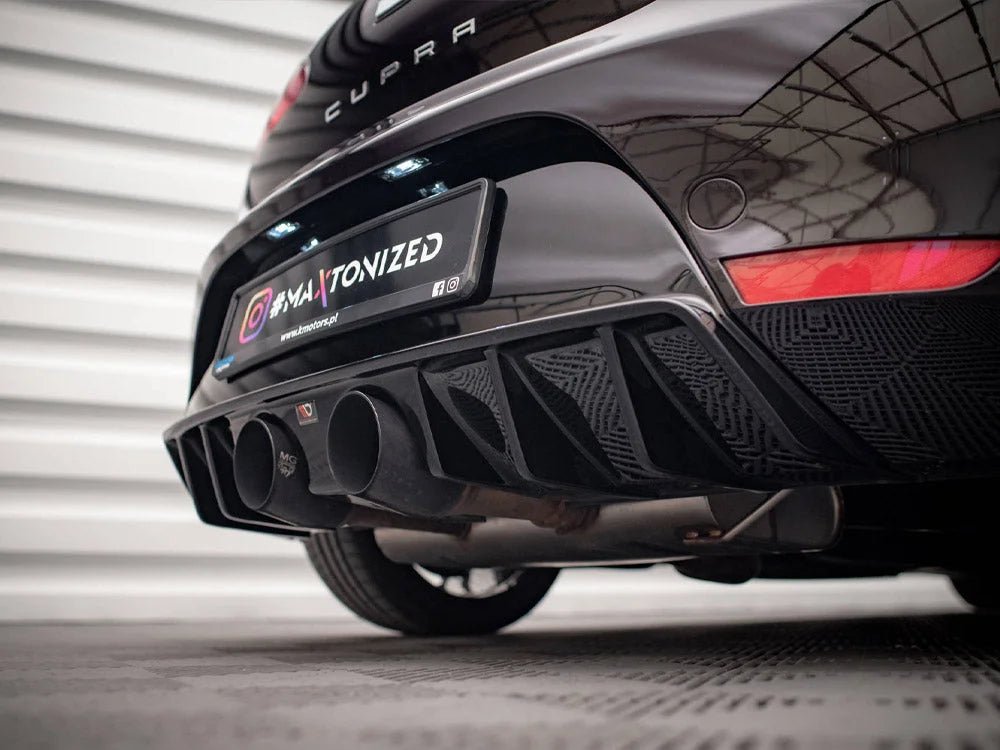 maxton-design-rear-valance-seat-leon-2-cupra-fr-gloss-black-splitters-skirts-diffusers-914.jpg Maxton Design Rear Valance Seat Leon 2 Cupra FR - Image 2