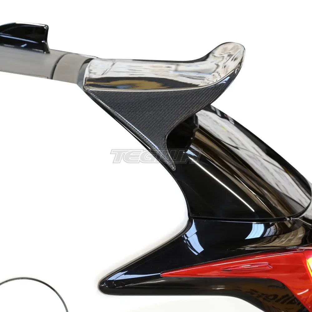 tegiwa-v-style-carbon-fibre-rear-wing-spoiler-toyota-gr-yaris-20-spoilers-794.jpg Tegiwa V-Style Carbon Fibre Rear Wing Spoiler TOYOTA GR YARIS 20+ - Image 5